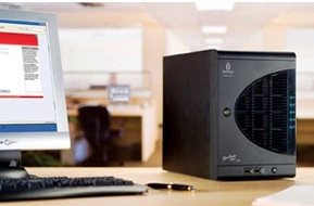 iomega_storcenter_pro_ix4100_fourdrive_nas